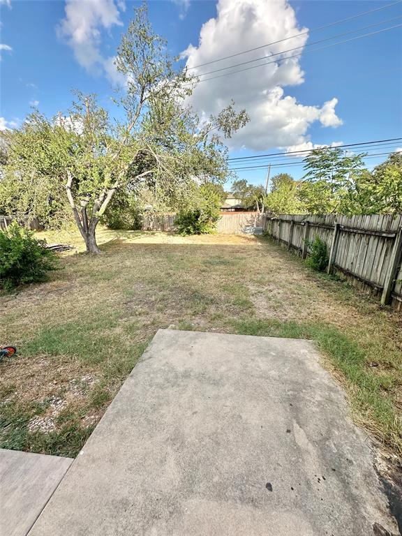 Building Photo - 9103 Japonica Ct