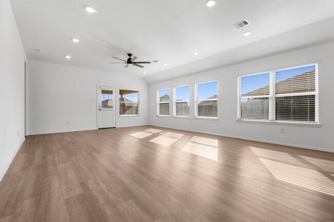 Building Photo - 26707 Andorra Colony Ct