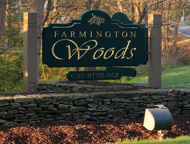 Primary Photo - 94 Mallard Dr