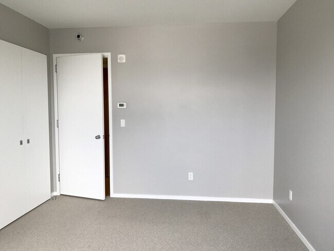 Building Photo - 141 Dorchester Ave