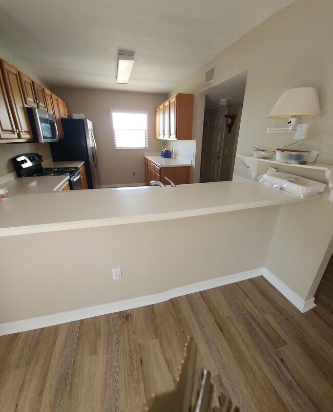 Building Photo - 175 Kings Hwy