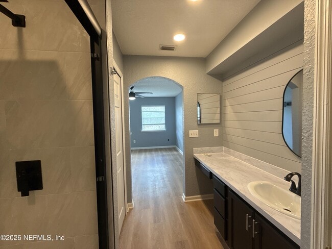 Building Photo - 1819 Lago Del Sur Drive