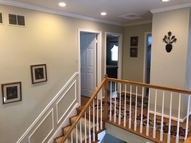 Building Photo - Updated and immaculate 4 bed/3.5 bath colo...