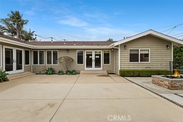 Building Photo - 2581 Fairway Dr