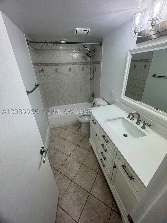 Building Photo - 8921 NW 28th Dr