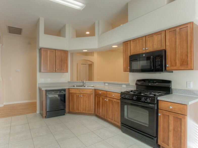 Building Photo - 1101 Rolling Stone Run