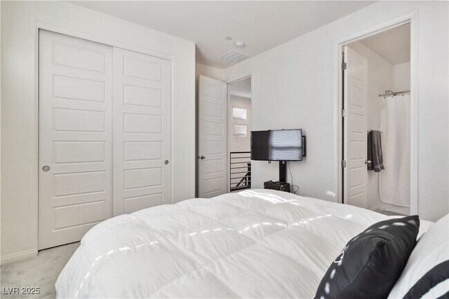 Building Photo - 120 Corretto Corner Ave