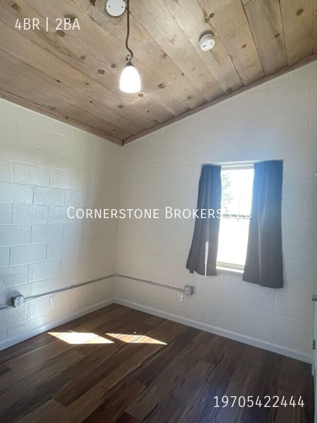 Building Photo - 18747 Co Rd I