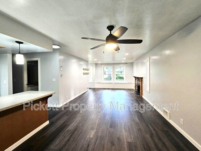 Building Photo - 4401 Big Beef Crossing NW