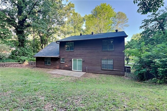 Building Photo - 4750 Jamerson Forest Cir