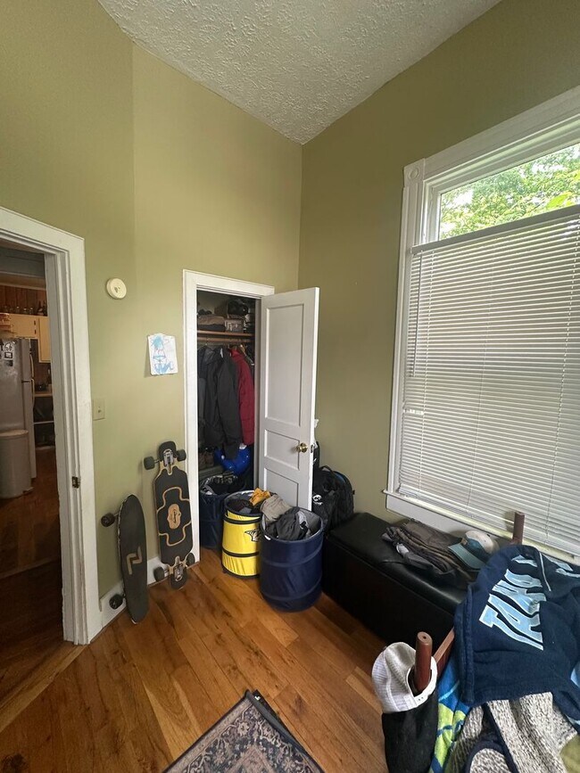 Building Photo - 3809 Elkins Ave