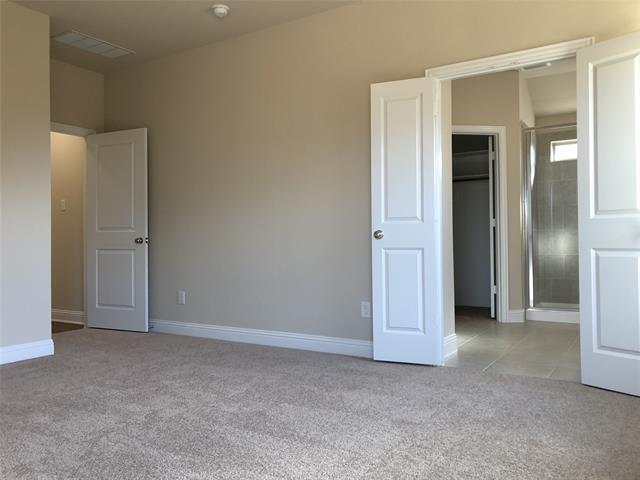 Building Photo - 2129 Silsbee Ct