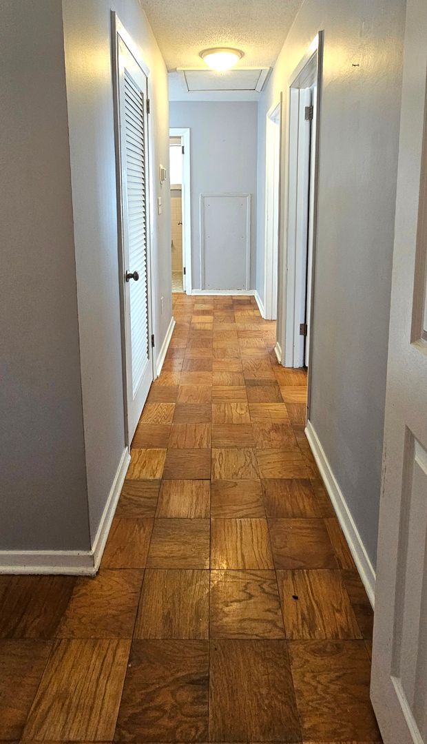 Building Photo - Serene 2BR Living in Seagate Near Market Common