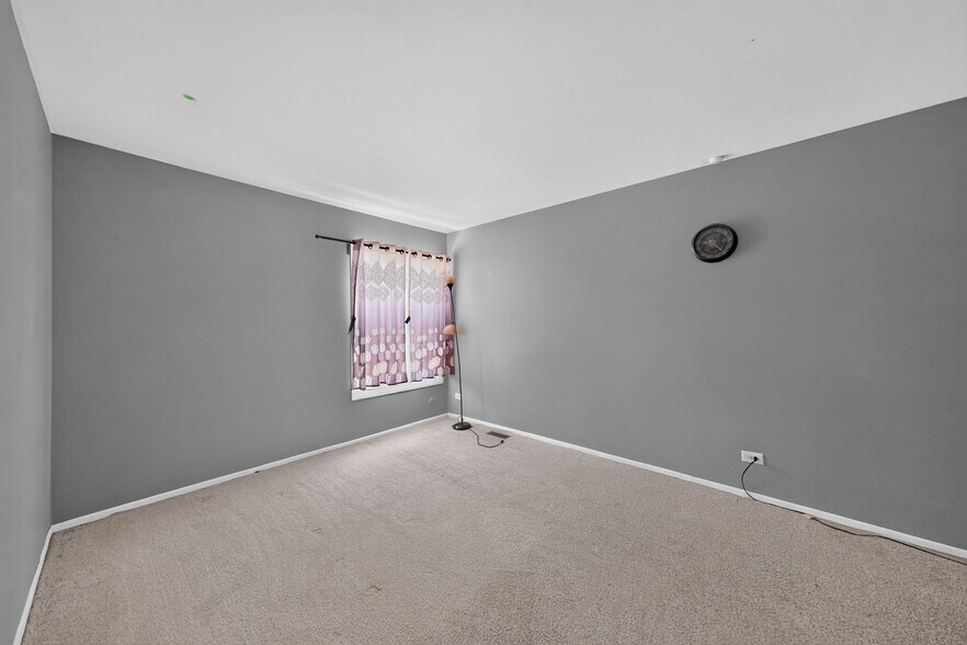 Building Photo - 614 Bryn Mawr Ct