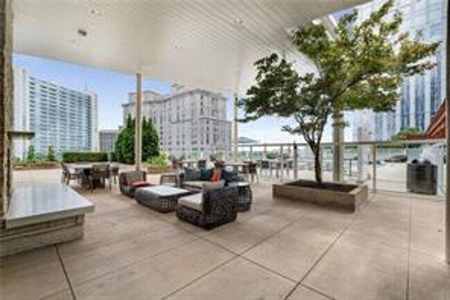 Building Photo - Furnished Luxury Buckhead Condo - Walk to EVERYTHING