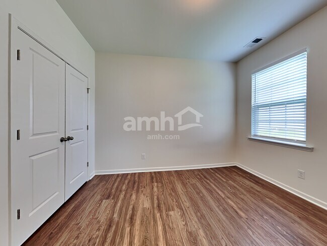 Building Photo - 9684 Spencer Woods Rd