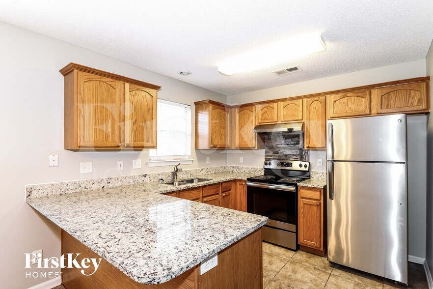Building Photo - 2796 Misty Valley Dr