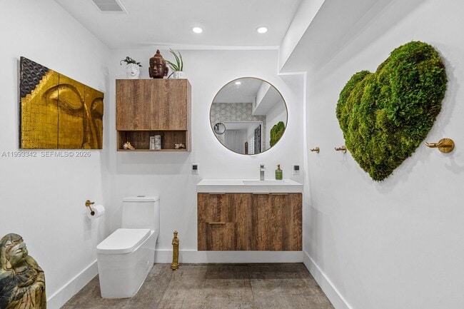 Building Photo - 9517 Bay Dr