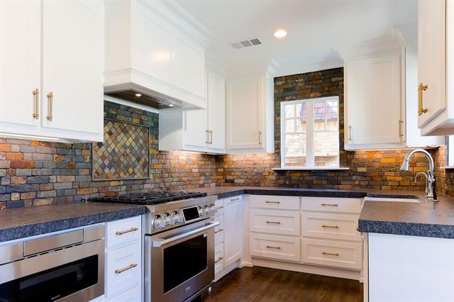 Building Photo - 5230 Homer St