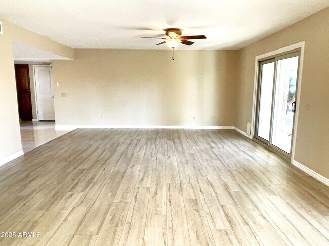 Building Photo - 25835 S Greencastle Dr