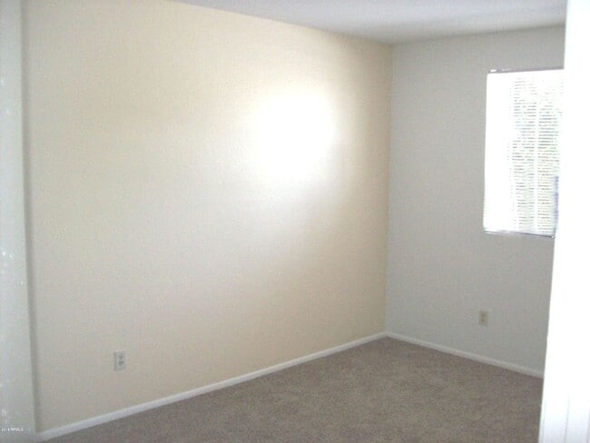 Building Photo - Scottsdale