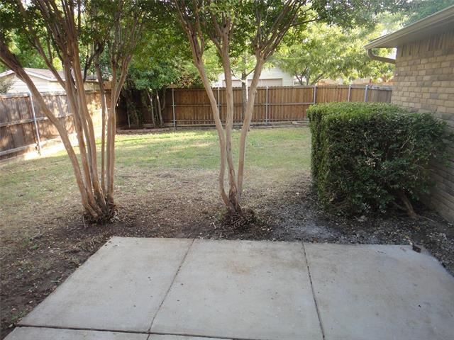 Building Photo - 512 White Oak St