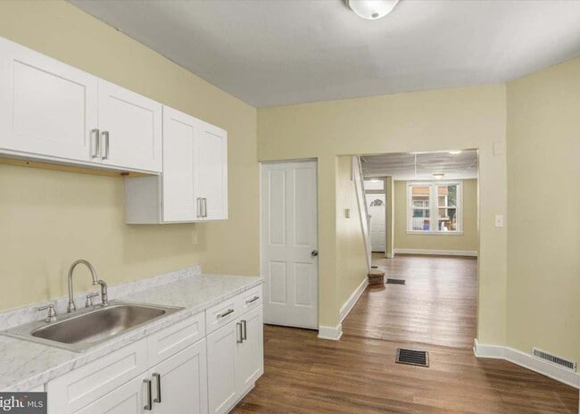 Building Photo - Section 8 considered.  Fully renovated 3 Bed