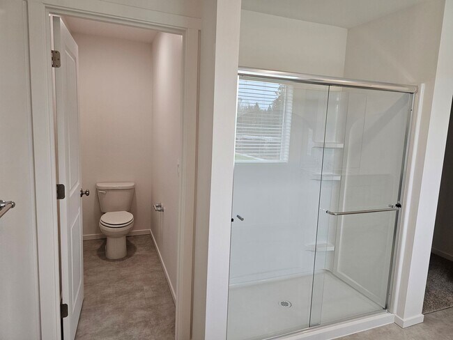 Building Photo - Brand New 4 Bedroom Home in Moreal Meadows! Close to Freeway & JBLM!