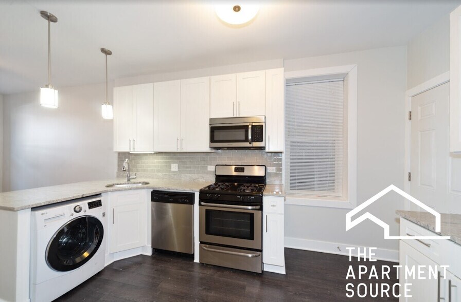 Building Photo - 1429 N Cleaver St