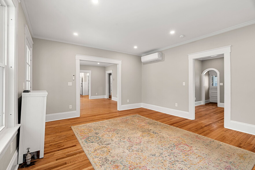 Building Photo - 200 Prospect St