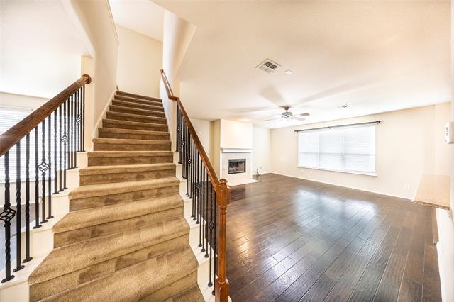 Building Photo - 5701 Quicksilver Dr