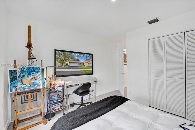 Building Photo - 648 Sand Creek Cir