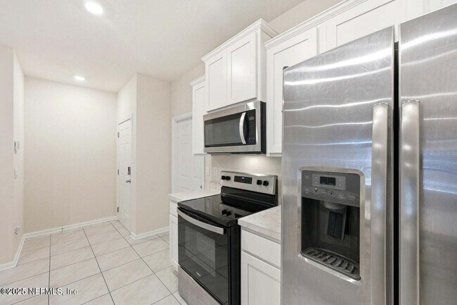 Building Photo - 86768 Mainline Rd