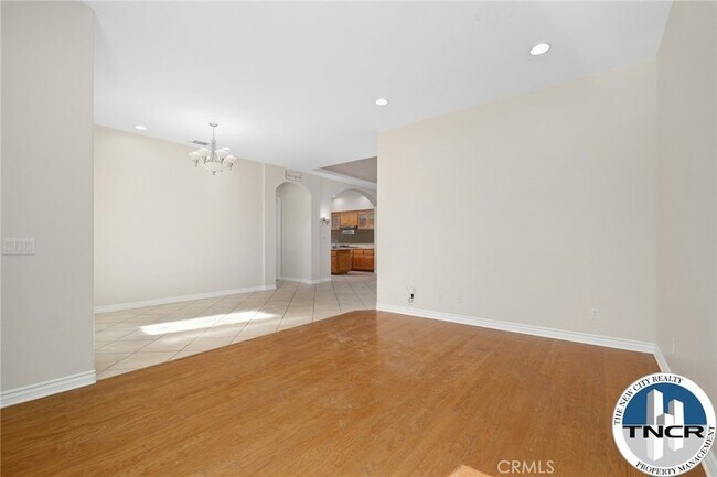 Building Photo - 17998 Vista Point Dr