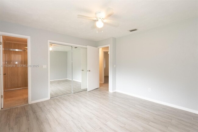 Building Photo - 168 Westwood Dr