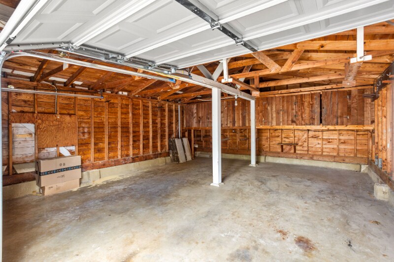 Building Photo - 615 Rittiman Rd