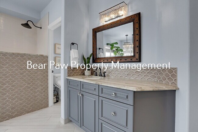 Building Photo - Stunning Home in the Ridge!!