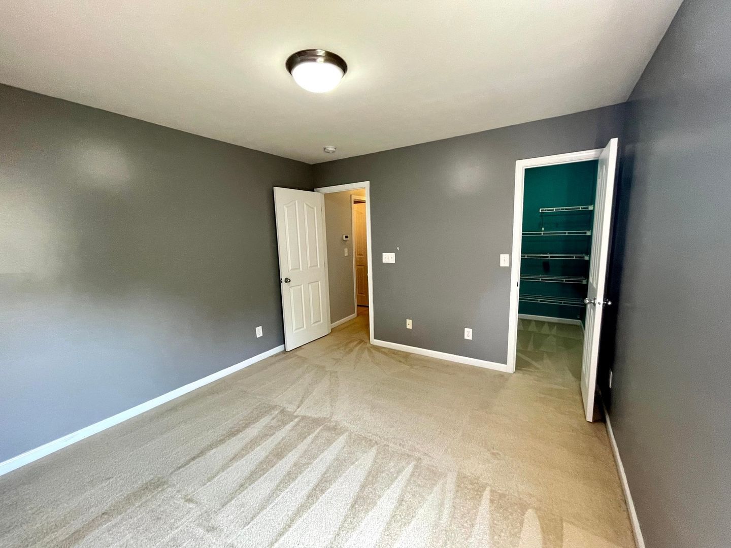 Building Photo - 5537 Stowe Derby Dr