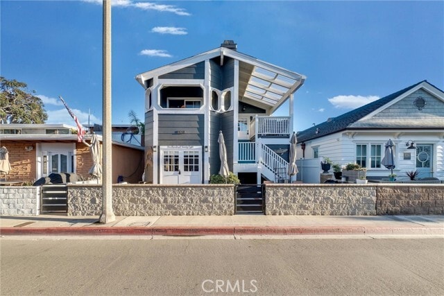 Building Photo - 128 46th St