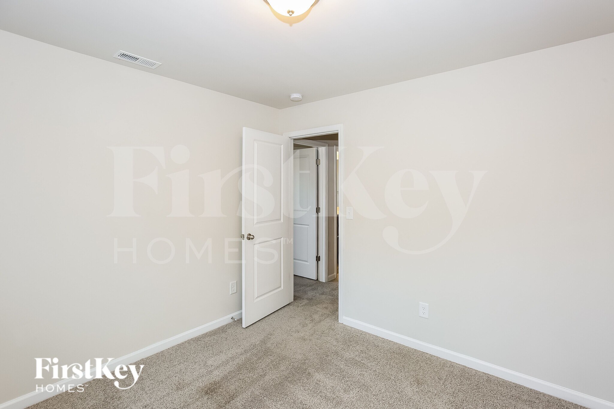 Building Photo - 3244 Newell Vlg Dr