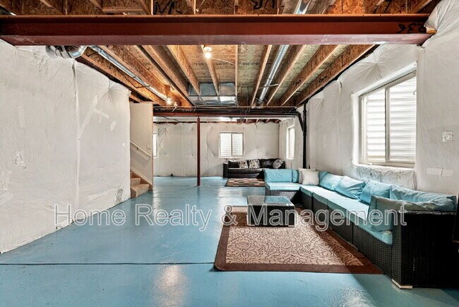 Building Photo - 12236 Kalispell St