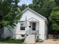 Building Photo - 620 Prairie Ave
