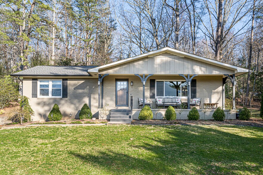 Building Photo - 9 W Haven Ln