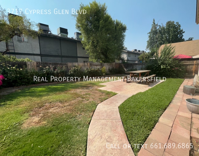 Building Photo - 3717 Cypress Glen Blvd