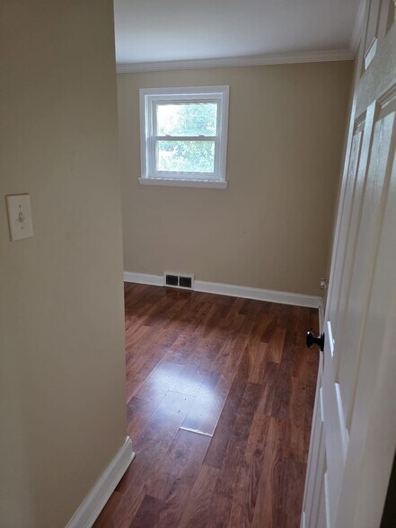 Building Photo - 540 Boquet St