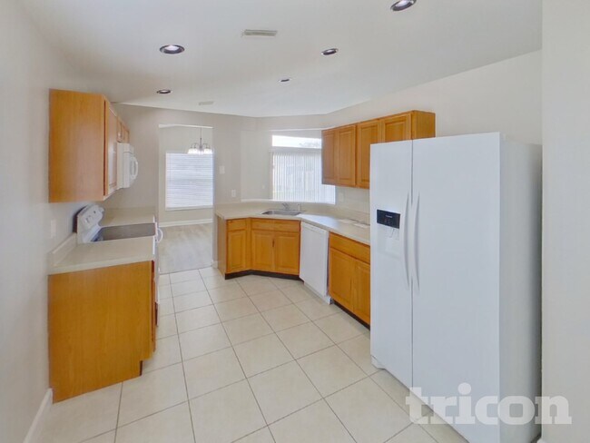 Building Photo - 945 Ridge Haven Dr