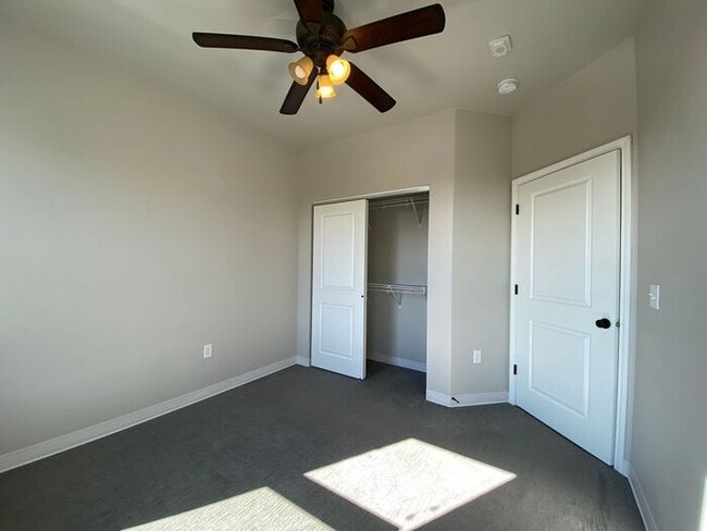 Building Photo - $1,550 | 1 Bedroom, 1 Bathroom Condo | Available for Immediate Move In!