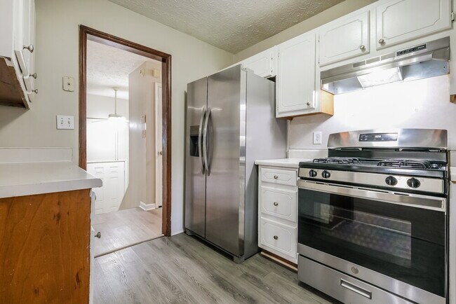 Building Photo - 180 Belmont Farms Dr