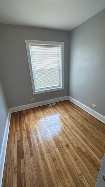 Building Photo - 7408 S Eberhart Ave