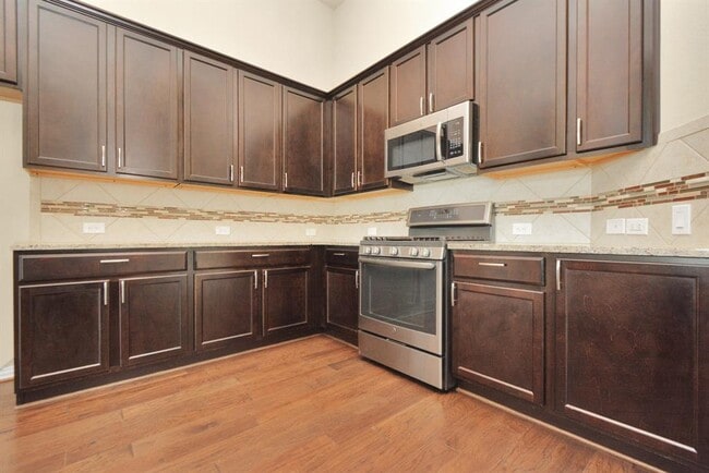 Building Photo - 2304 Tobarra Ln